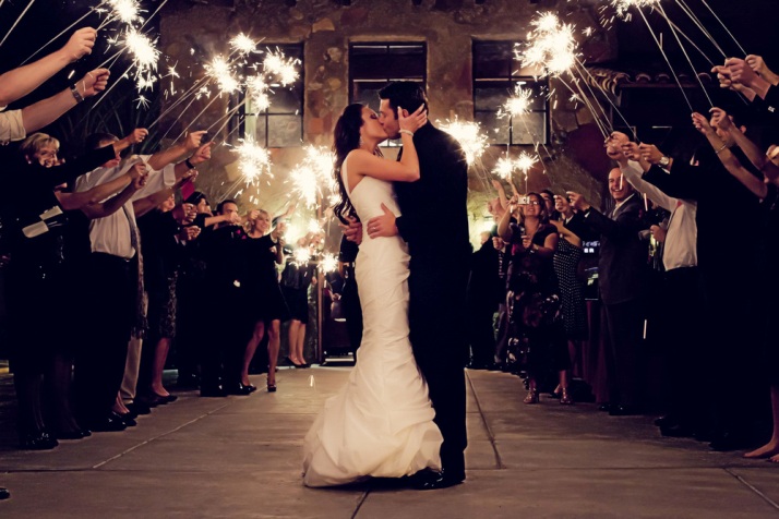 Фото бенгальские огни на свадьбе — Курган | kurgan.salutsklad.ru Фото бенгальские огни на свадьбе — Курган | kurgan.salutsklad.ru